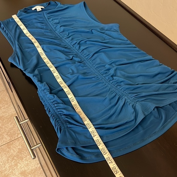 Calvin Klein blue sleeveless ruched top, stretchy, teal blue, size Large - Picture 9 of 12